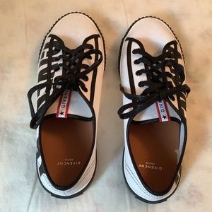 Givenchy sneakers size 81/2 Black and White